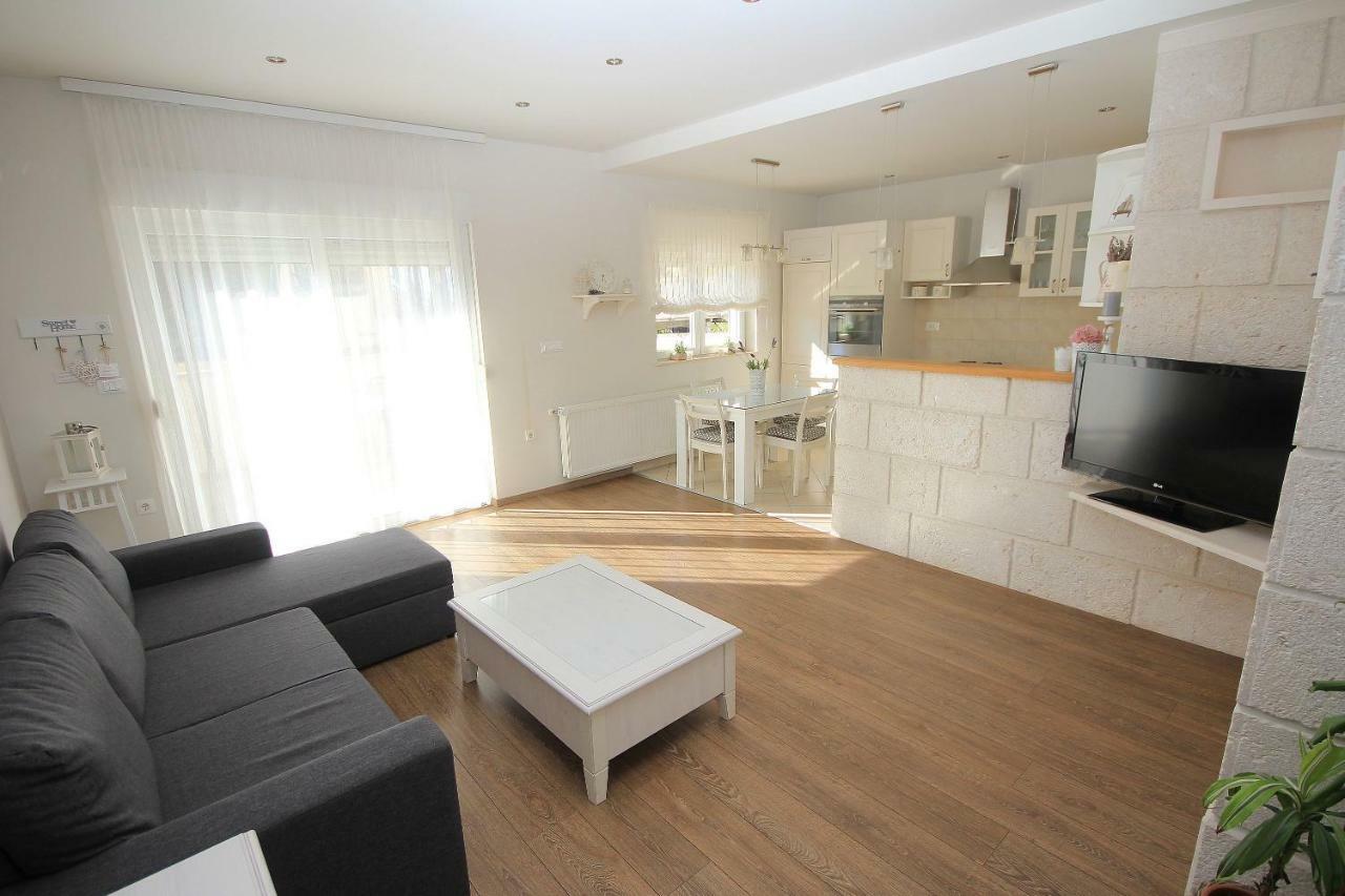 Apartmani Sulenta Тучепи Экстерьер фото
