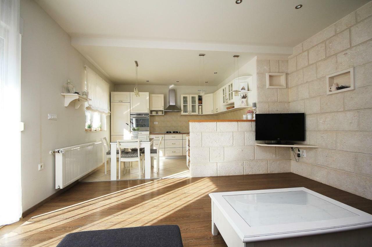 Apartmani Sulenta Тучепи Экстерьер фото