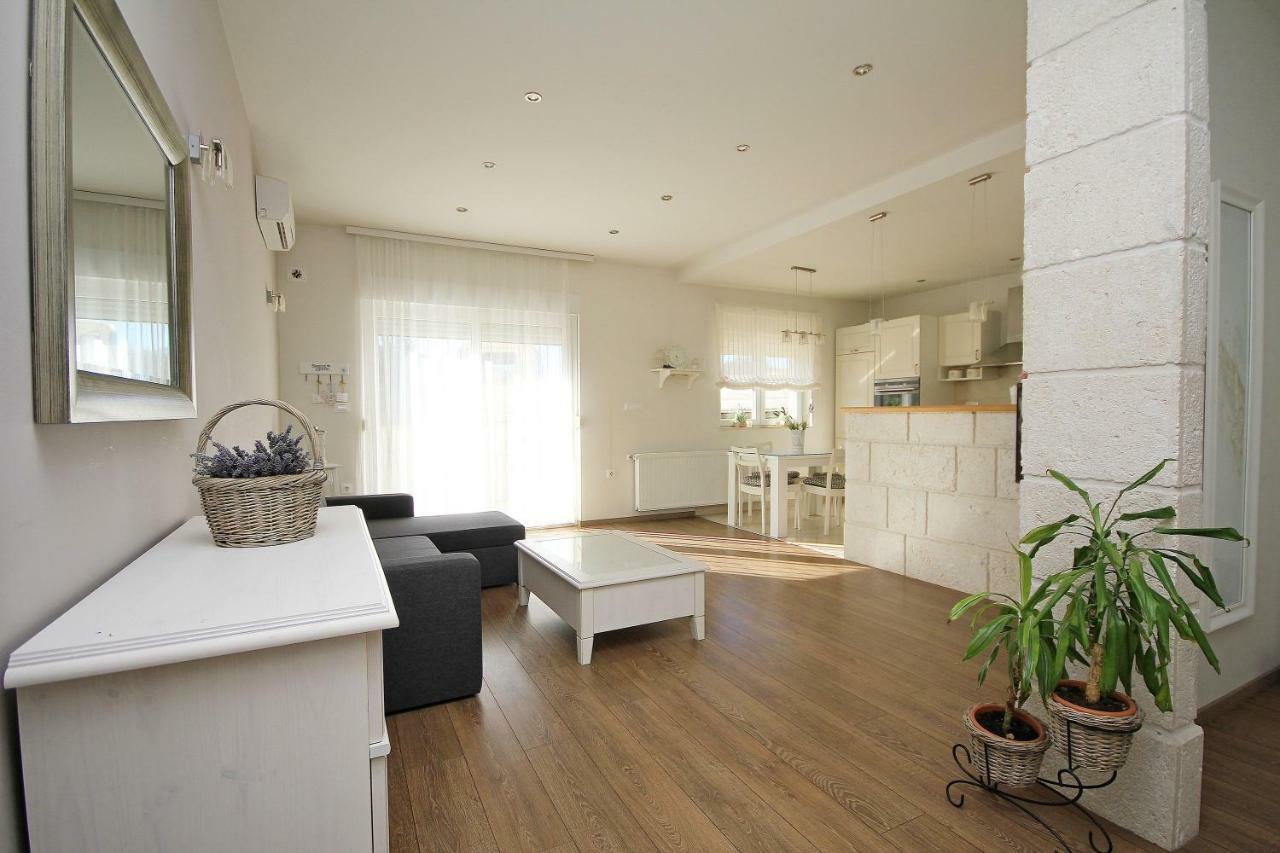 Apartmani Sulenta Тучепи Экстерьер фото