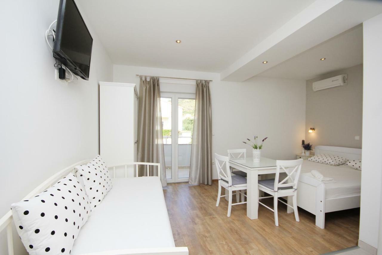 Apartmani Sulenta Тучепи Экстерьер фото
